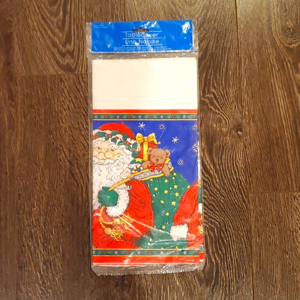 VTG AMSCAN Holiday Santa PAPER Tablecover- Made in USA - Brand New